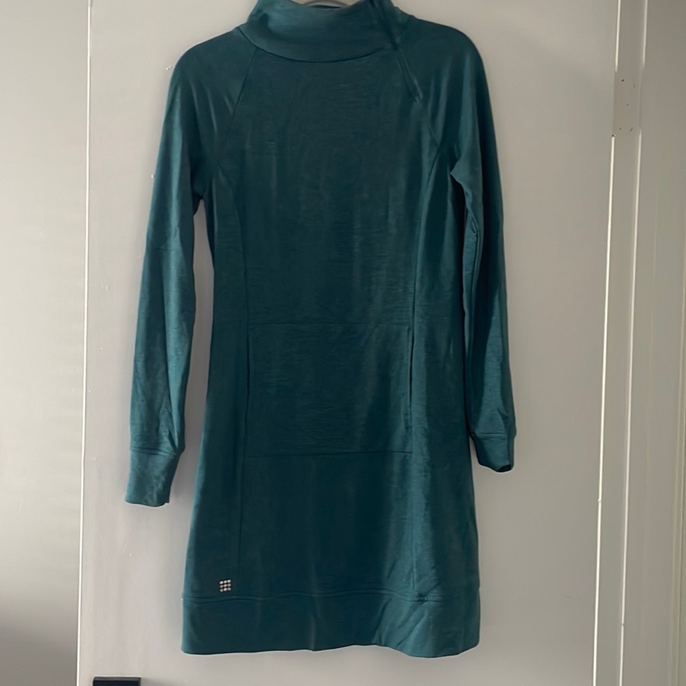Title nine Guthrie dress